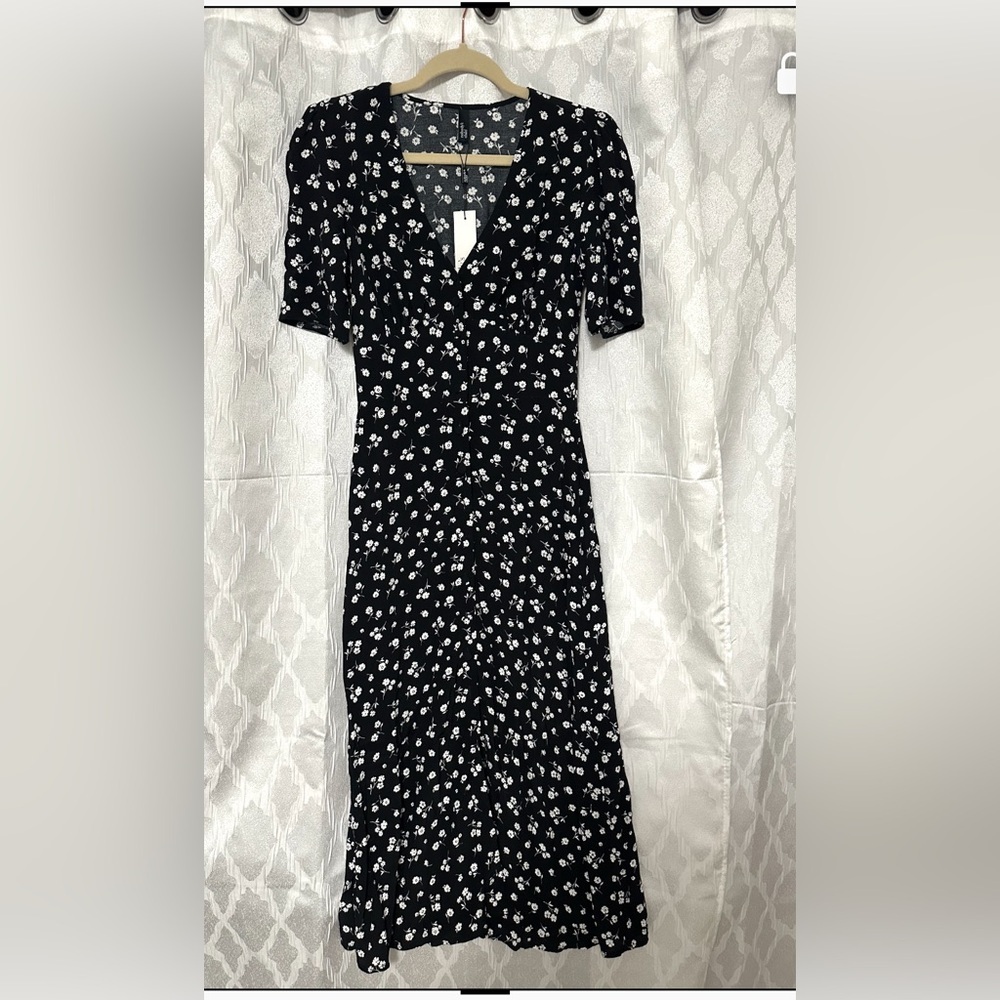 Nobody’s Child Midi Sundress with Puff Sleeves and V-Neck - Picture 5 of 15